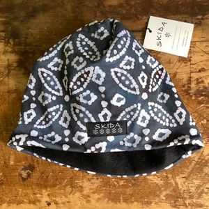Skida fleece lined hat